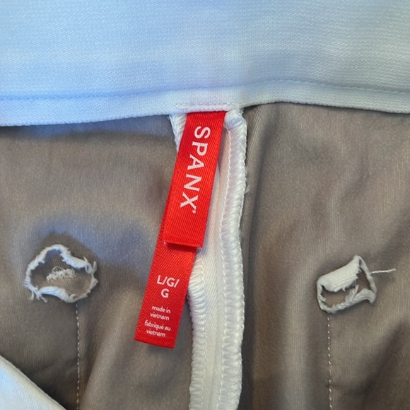 Two pair for price of one!!  Spanx white shorts NWOT and black shorts worn once - Picture 6 of 14